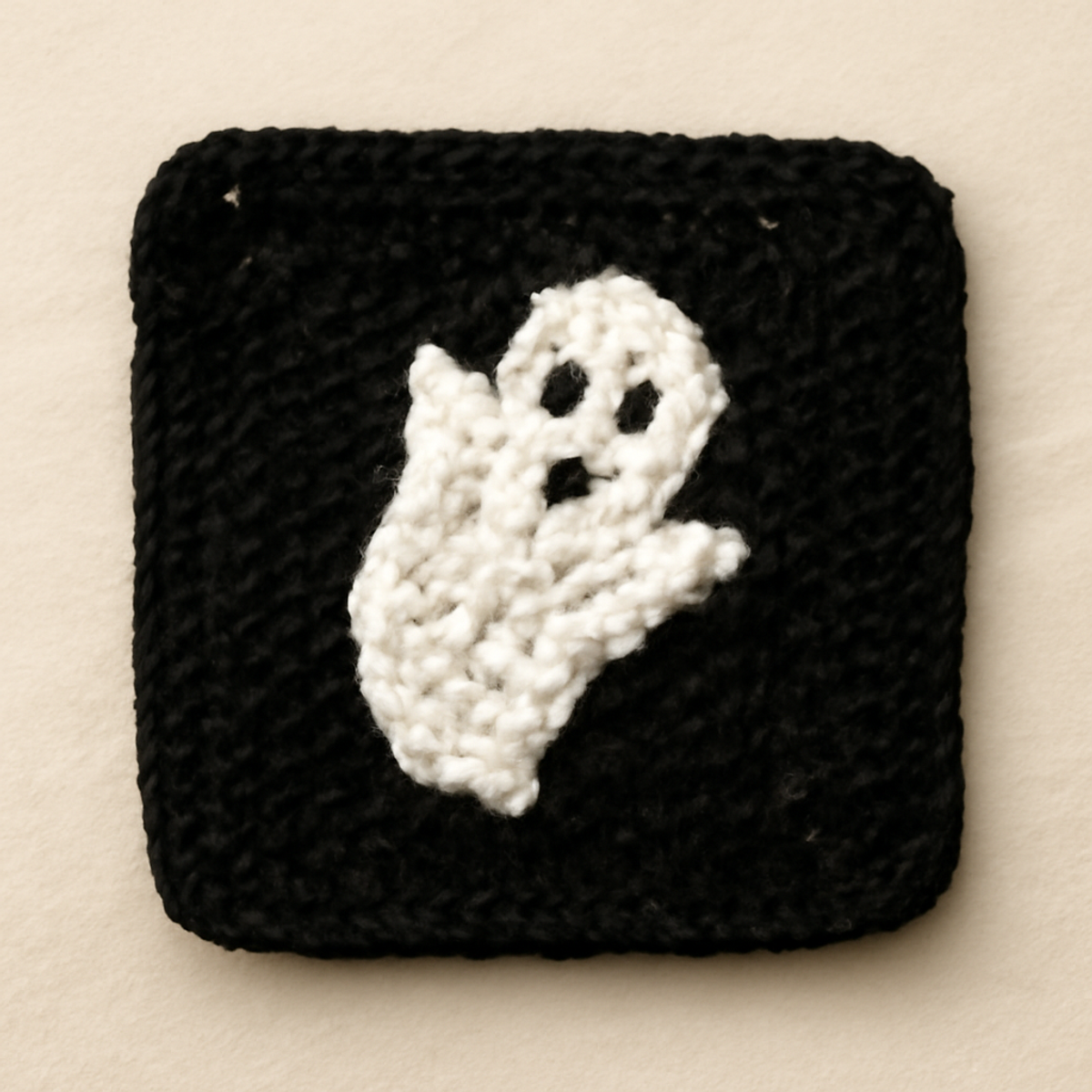 Charming Spooky Crochet Square for a Cozy Halloween Decor